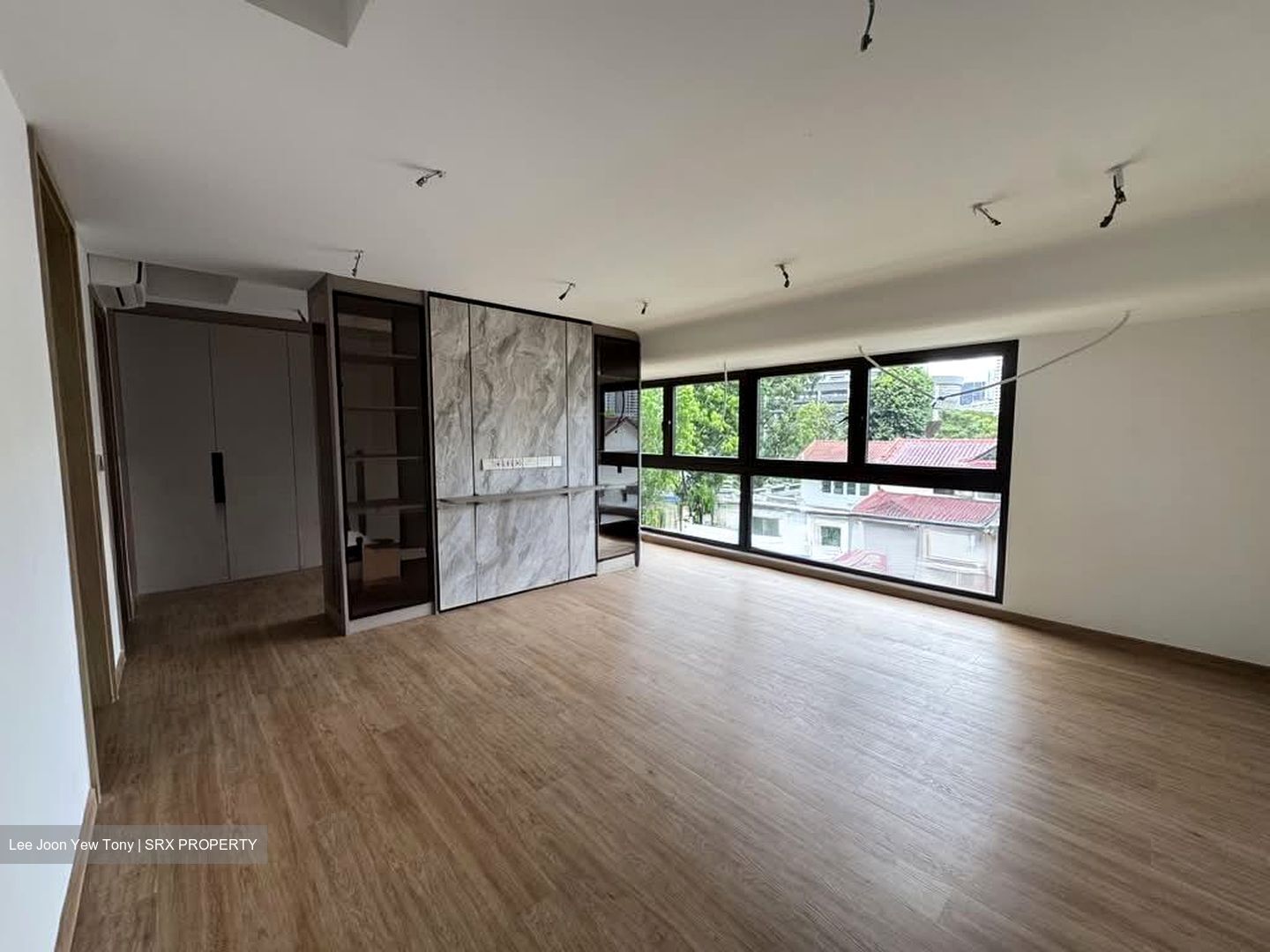 Shrewsbury Road (D11), Terrace #574037091